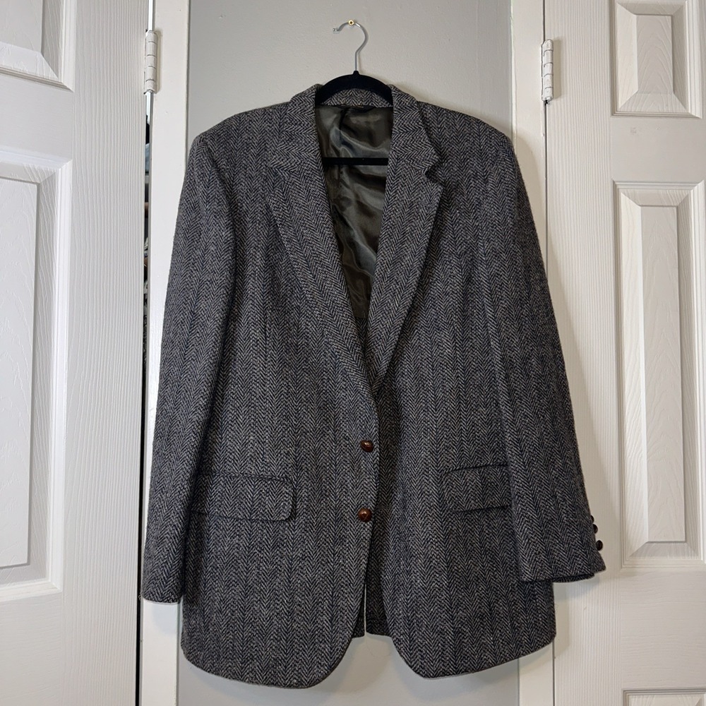 Vintage Harris Tweed Scottish Wool Herringbone Sports Coat Blazer Mens 42 Gray